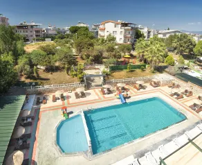 Temple Beach Hotel - Piscina