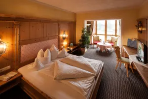 Das Traditionshotel Schwarzer Adler - Habitación