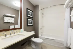 Comfort Inn & Suites - Salle de bain