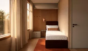 De Herbert Amsterdam - newly renovated - Room