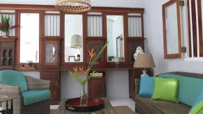 Bungalow Sud - Rezeption
