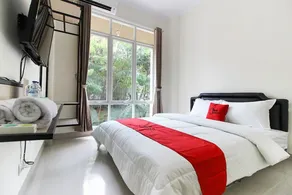 RedDoorz near Jogja City Mall 3 - Chambre