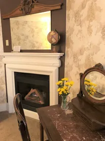 Ivy Manor Inn Village Center - Room