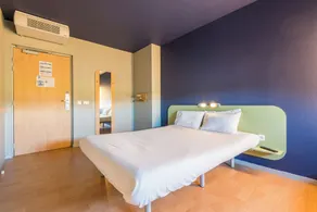 ibis budget Amberieu en Bugey/Chateau Gaillard A42 - Quarto