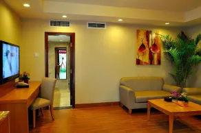 Guangzhou Royal Garden Hotel - Room