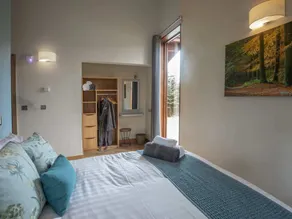 Ardgartan Argyll Cabins - Forest Holidays - Værelse