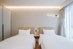 Ketangjian Hotel -Shanghai Railway Station Baoshan Road Subway Station - Restaurant