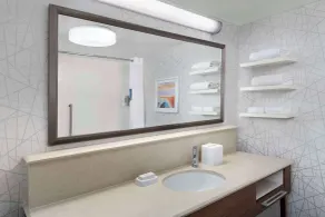 Hampton Inn & Suites Lake Mary At Colonial Townpark - Salle de bain