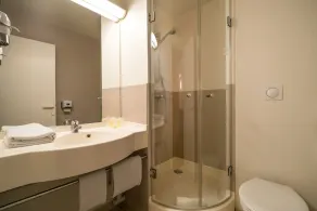 Ace Hôtel Clermont Ferrand La Pardieu - Salle de bain