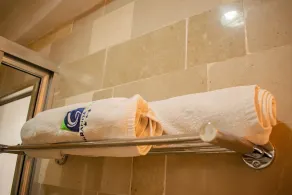 Hotel Granda Inn - Bathroom