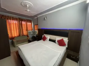 Hotel Himgiri - Chambre
