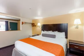 Howard Johnson by Wyndham Norco - Chambre