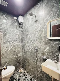 Hotel Royce BKC - Near Jio Convention Centre and US Consulate - Badezimmer