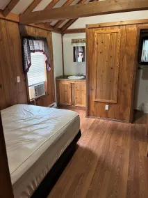 Pin Oak RV Resort - Rum