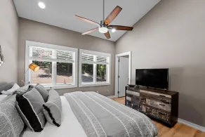Lake Norman Getaway - Room