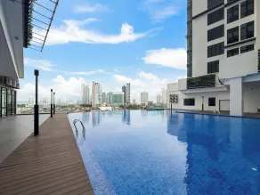 Space Residency 2 Bed 2 Bath by Kinetic Retreats - Pool