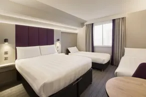 Premier Inn Welwyn Garden City - Room