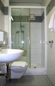 Hotel Korotan - Room
