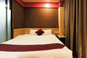 Golden Roof Hotel, Seri Iskandar - Chambre