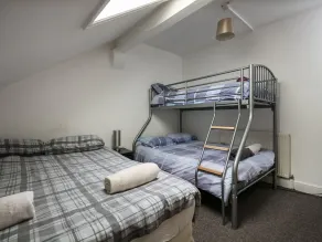 Short Term Shared R&R In Chorlton - Chambre
