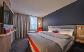 Holiday Inn Express Berlin City Centre by IHG - Room