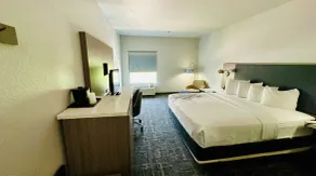 La Quinta by Wyndham Ft. Worth - Forest Hill, TX - Habitación