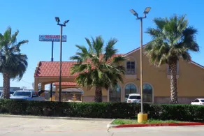 Super 8 by Wyndham Brenham TX - Restaurant
