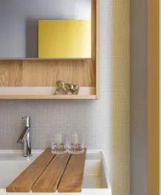 Eden Locke - Baño