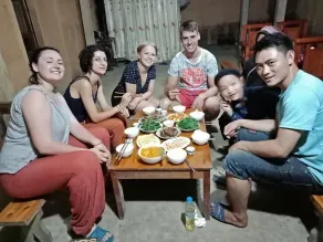 Hong Thu Homestay & bungalow Ha Giang - Restaurant