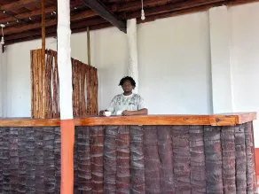 Tropinest bungalows & hostel - Reception