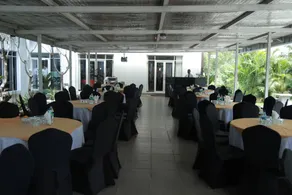 Grindlays Regency - Restaurant