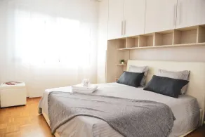 Central City Suite Apartment🧡 - Værelse