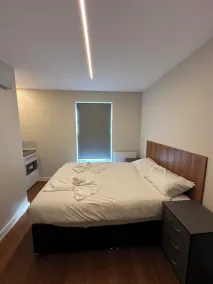 Contractors Guest House - Rom