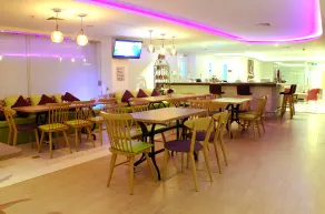 Heef Hotel Pasar Baru - Restaurant