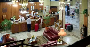 Cesar's Plaza Hotel - Reception