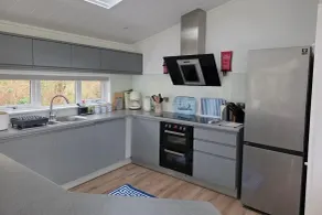CS127 at HOBURNE NAISH HOLIDAY PARK - Cuisine privée