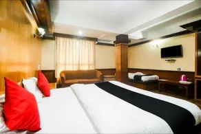 Hotel Gajraj Near M G Marg - Room