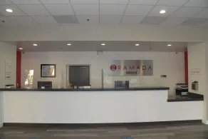 Ramada by Wyndham San Diego National City - Réception