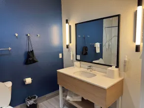Spark by Hilton Opelousas - Bad