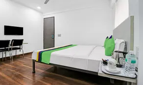 Treebo Grand Town House - Room