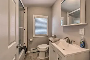 Gulf Coast Cottage - Walk to Beach & Boardwalk! - Badezimmer