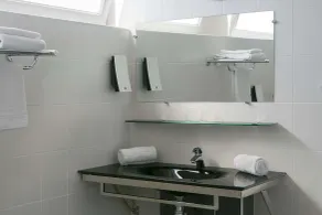 Best Western Hôtel des Thermes - Balaruc les Bains Sète - Bathroom