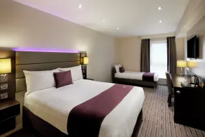 Premier Inn Faversham - Room