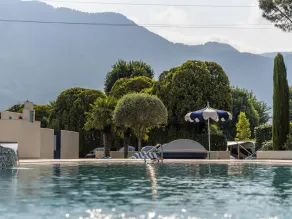 SCHLOSSHOF SÜDTIROL - Hotel & Camping Resort - Pool