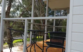 Yea Riverside Caravan Park - Vista do quarto