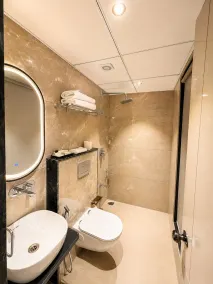 Fun Hotels Gandhinagar - Casa de banho
