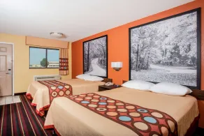 Super 8 by Wyndham Crawfordsville - Room