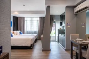 Kokotel Bangkok Dheva Thonglor - Vue de la chambre