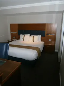 Holiday Inn Maidenhead Windsor by IHG - Camera
