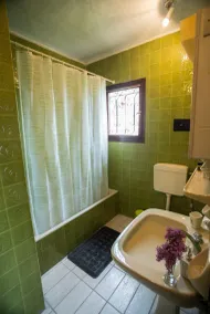 Historic Villa - Bathroom